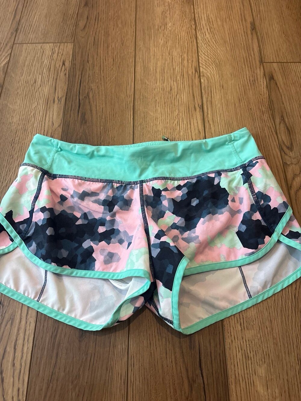Lululemon speed up shorts